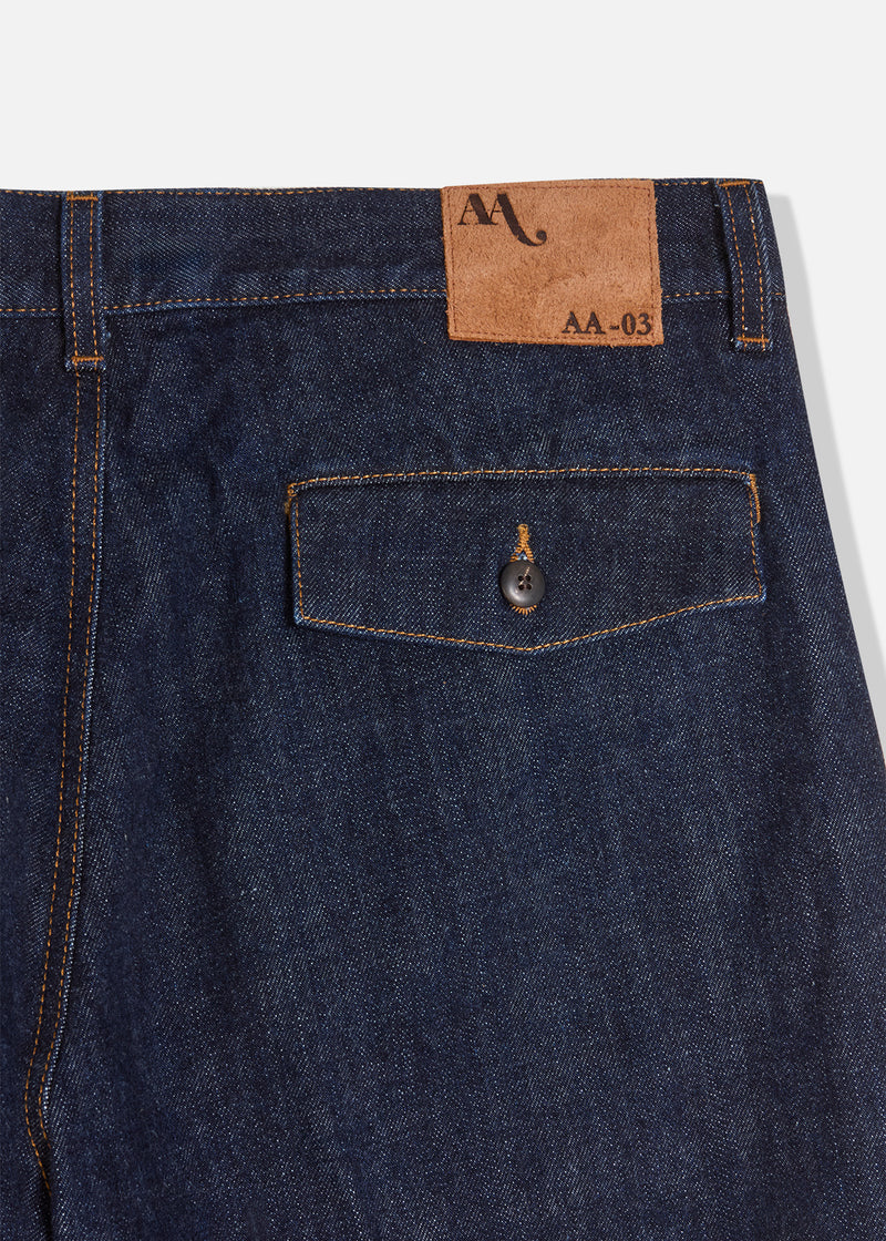 AA-03-DENIM FRONT DARTS JEANS